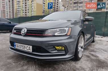 Седан Volkswagen Jetta 2016 в Киеве