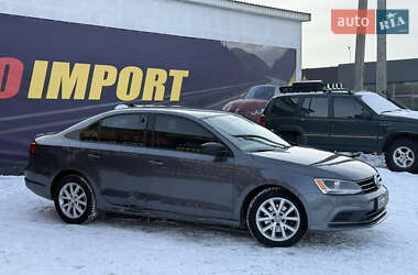 Седан Volkswagen Jetta 2015 в Стрые