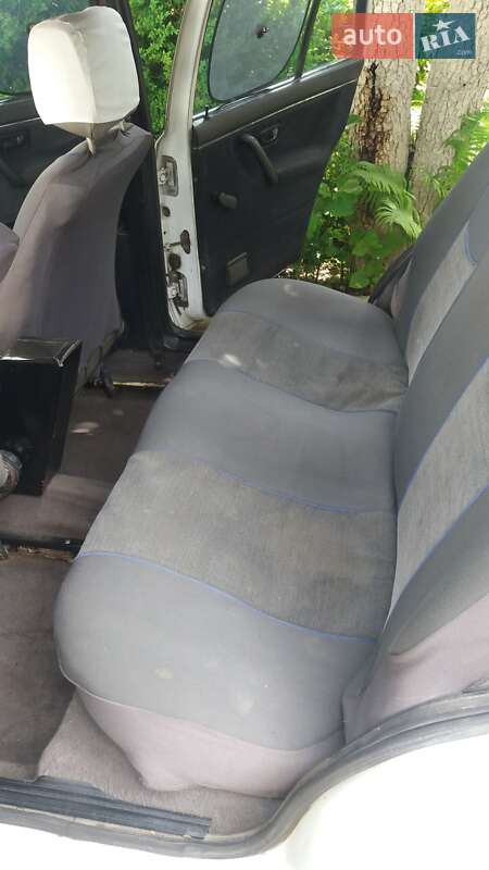 Седан Volkswagen Jetta 1987 в Надворной