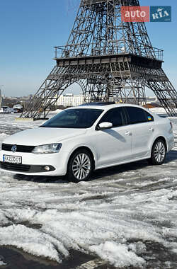 Седан Volkswagen Jetta 2014 в Харкові