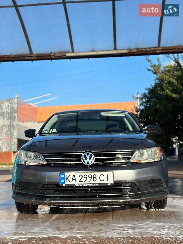 Volkswagen Jetta 2015