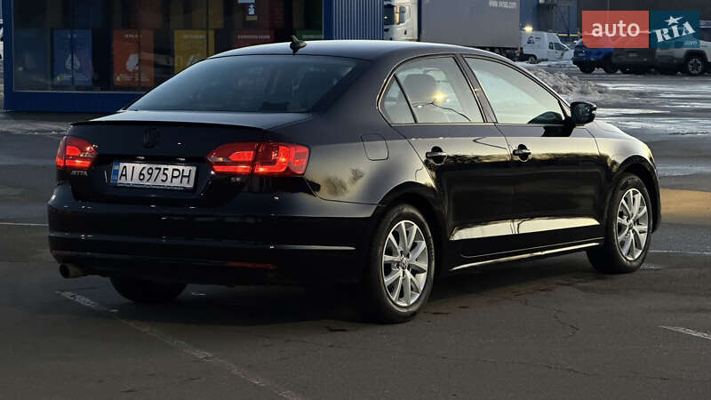 Volkswagen Jetta 2013