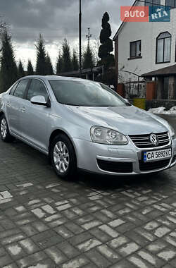 Седан Volkswagen Jetta 2006 в Звенигородке