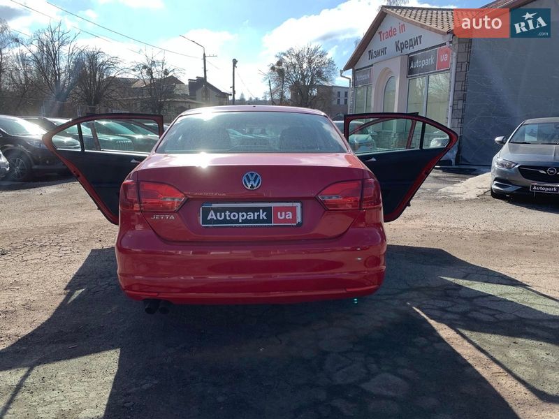 Седан Volkswagen Jetta 2014 в Виннице