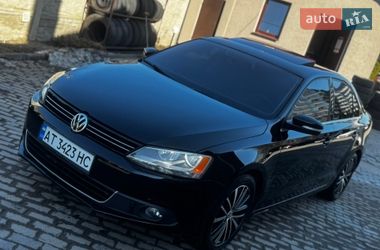 Седан Volkswagen Jetta 2014 в Львове