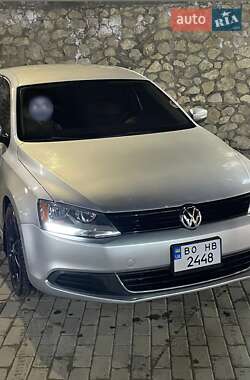 Седан Volkswagen Jetta 2012 в Тернополе
