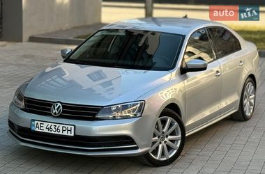 Седан Volkswagen Jetta 2015 в Ивано-Франковске