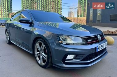 Седан Volkswagen Jetta 2016 в Києві