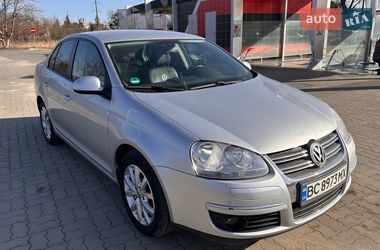 Седан Volkswagen Jetta 2009 в Стрые