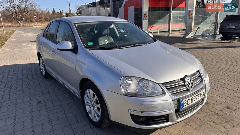 Седан Volkswagen Jetta 2009 в Стрые