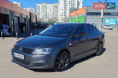 Седан Volkswagen Jetta 2014 в Харкові
