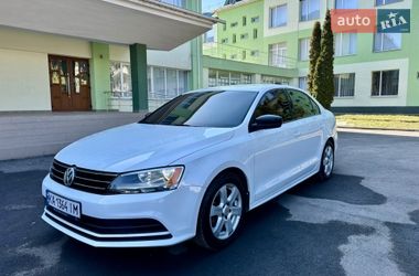 Седан Volkswagen Jetta 2015 в Тульчині