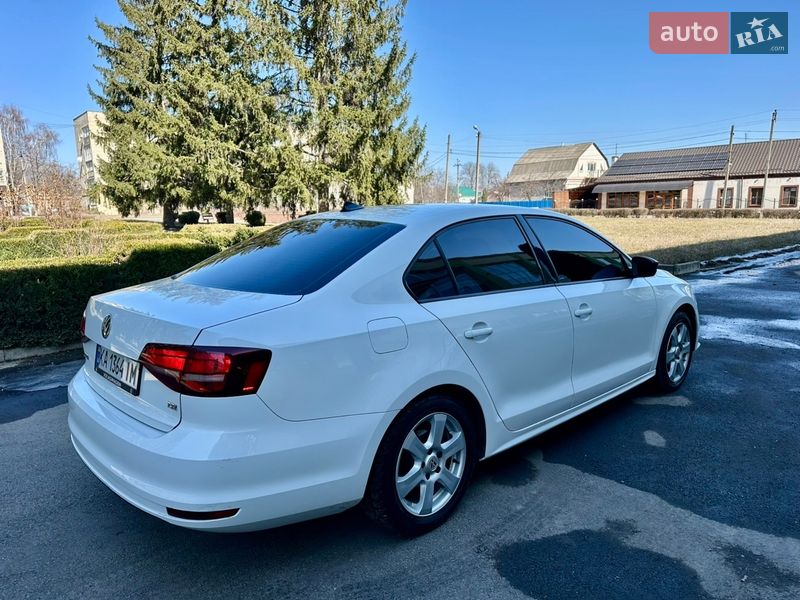 Седан Volkswagen Jetta 2015 в Тульчине