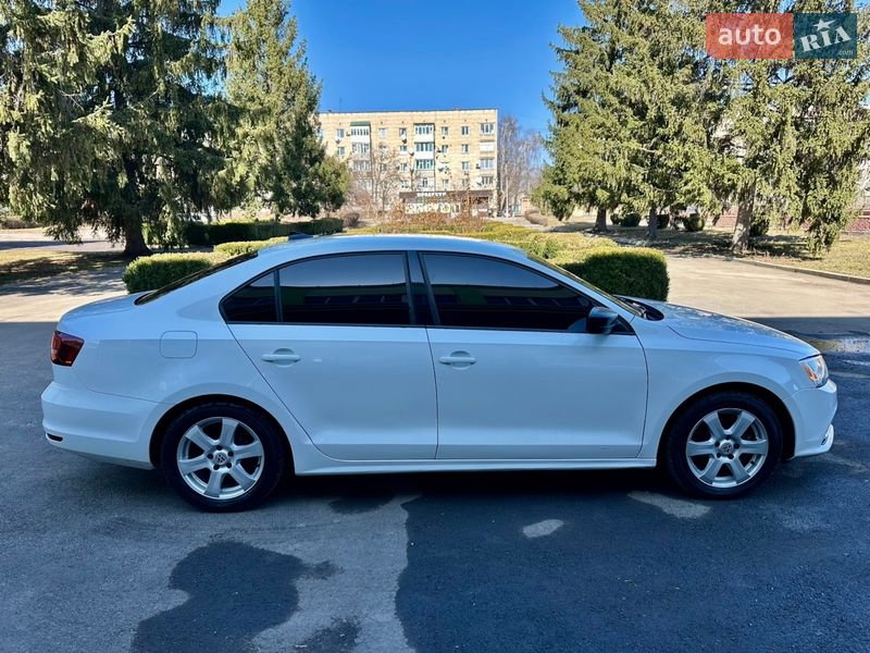 Седан Volkswagen Jetta 2015 в Тульчине