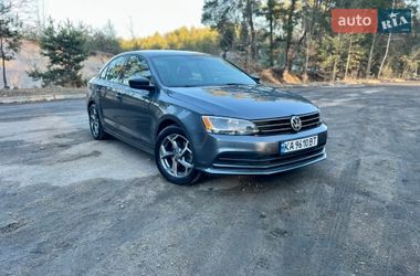 Седан Volkswagen Jetta 2015 в Киеве
