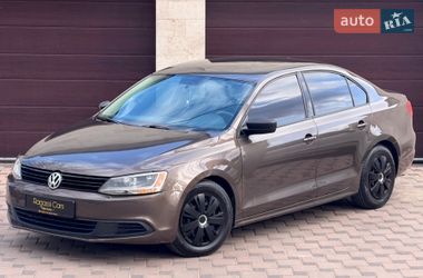 Седан Volkswagen Jetta 2013 в Одесі