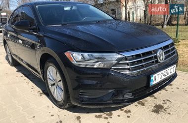Седан Volkswagen Jetta 2019 в Ивано-Франковске