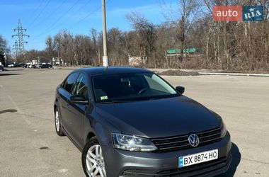 Седан Volkswagen Jetta 2014 в Днепре