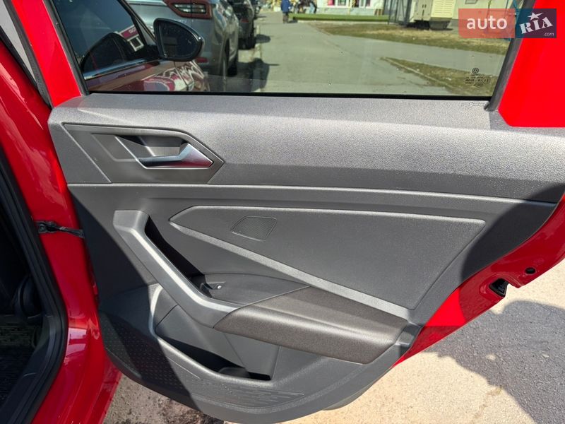 Седан Volkswagen Jetta 2018 в Киеве