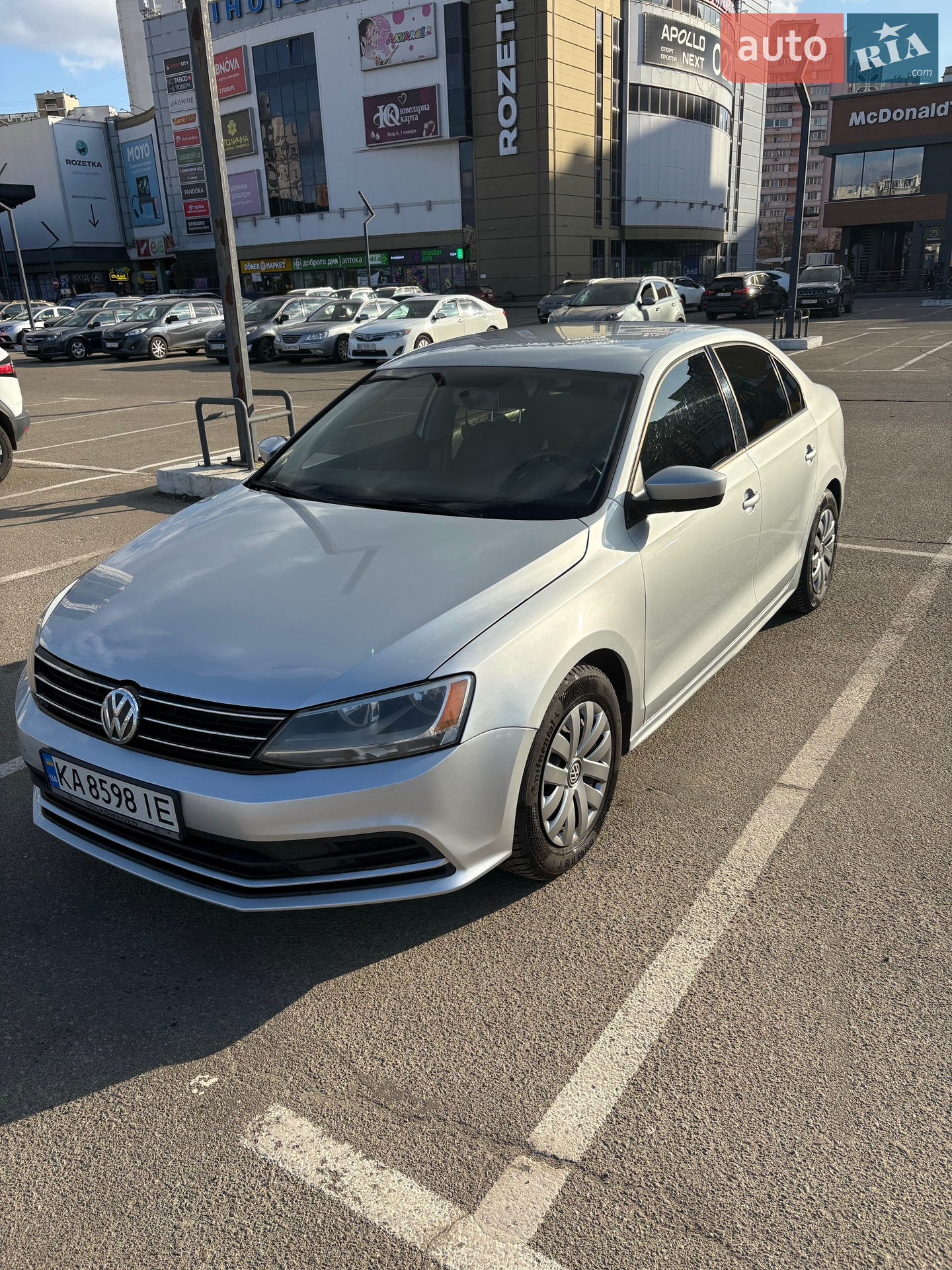 2015 Volkswagen Jetta - фото 1