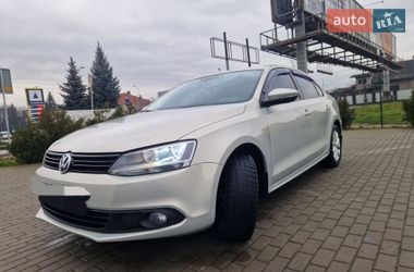 Седан Volkswagen Jetta 2011 в Мукачево