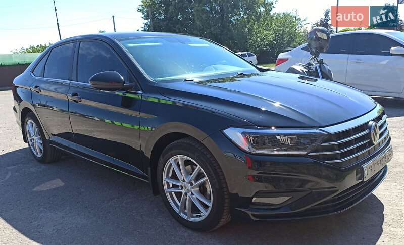 Седан Volkswagen Jetta 2019 в Сарнах
