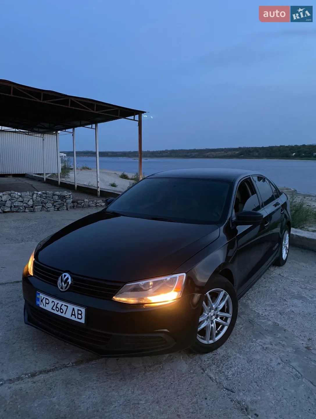 2011 Volkswagen Jetta - фото 1