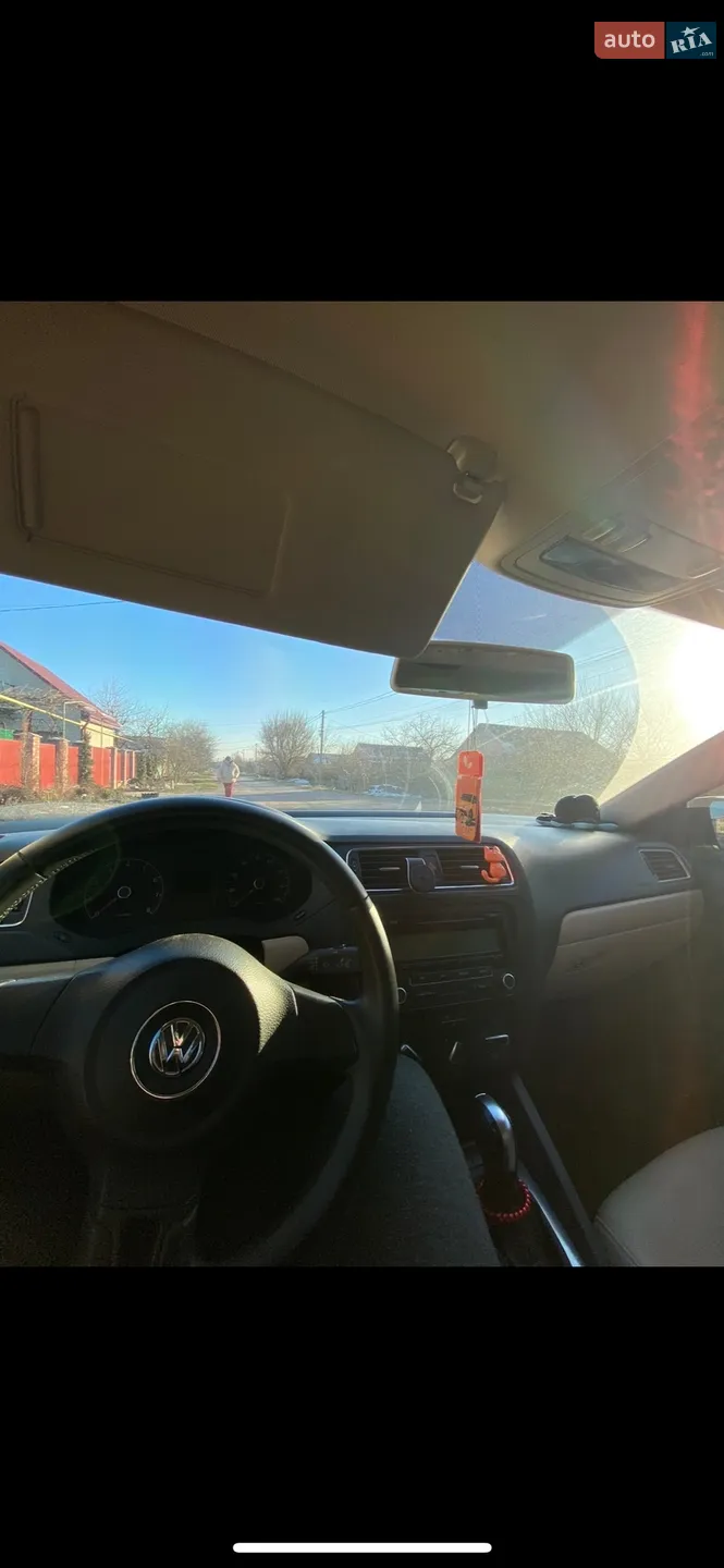 2011 Volkswagen Jetta - мініатюра 19