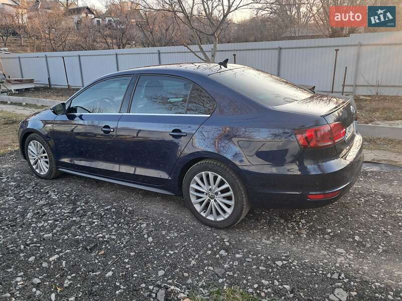 Седан Volkswagen Jetta 2013 в Полтаве