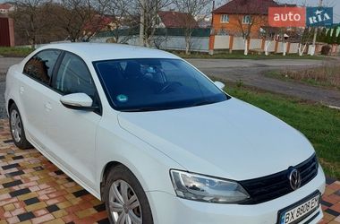 Седан Volkswagen Jetta 2016 в Хмельницком