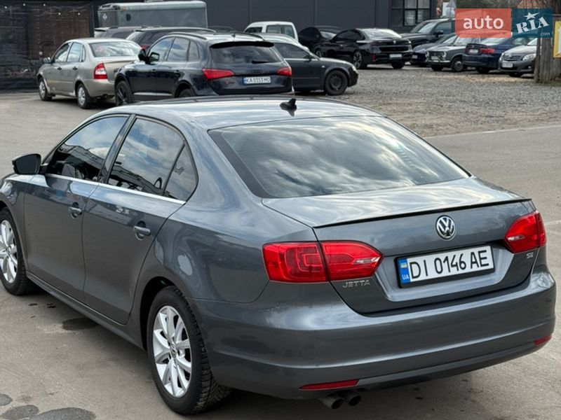 Седан Volkswagen Jetta 2013 в Киеве
