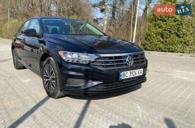 Седан Volkswagen Jetta 2021 в Львове