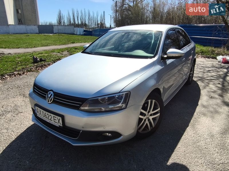 Volkswagen Jetta 2013