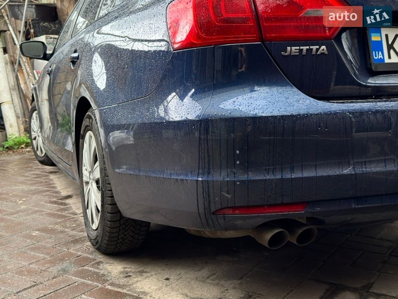 Седан Volkswagen Jetta 2014 в Киеве