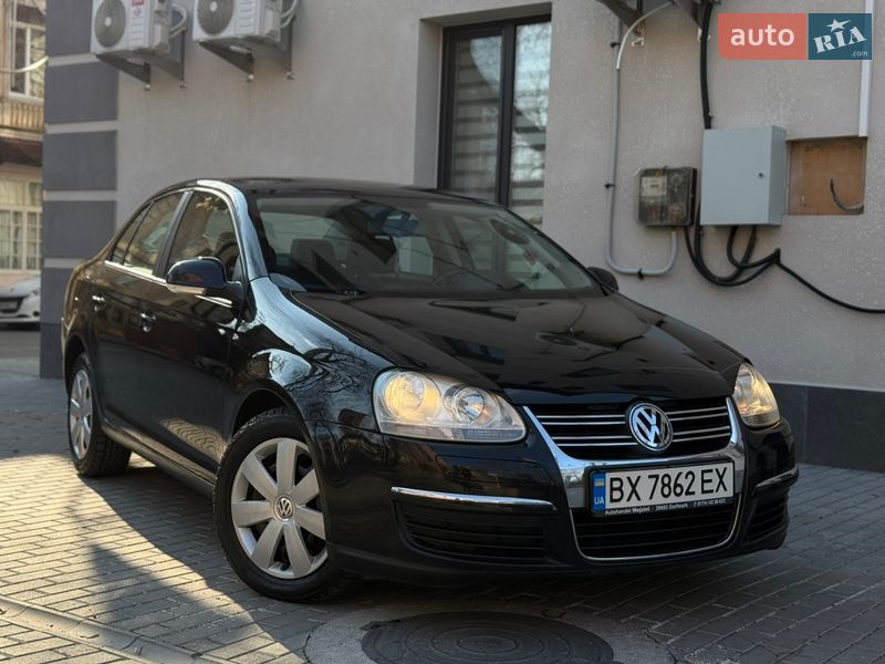 Седан Volkswagen Jetta 2005 в Могилев-Подольске