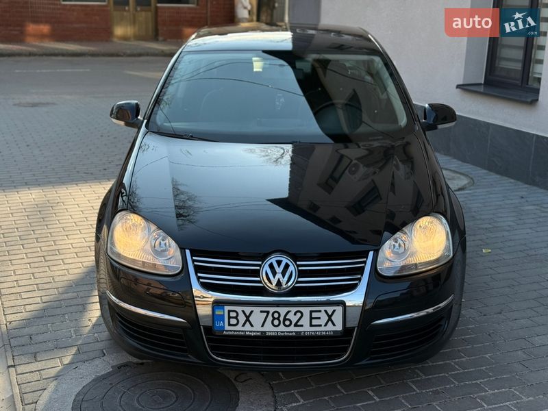 Седан Volkswagen Jetta 2005 в Могилев-Подольске