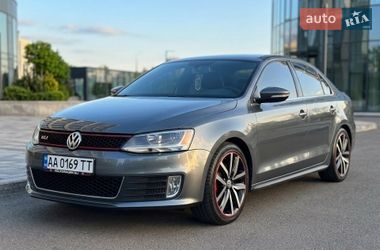 Седан Volkswagen Jetta 2012 в Киеве