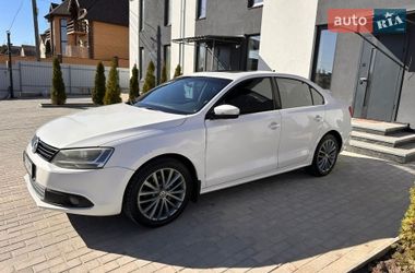 Седан Volkswagen Jetta 2011 в Виннице