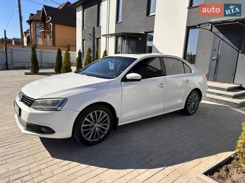 Volkswagen Jetta 2011