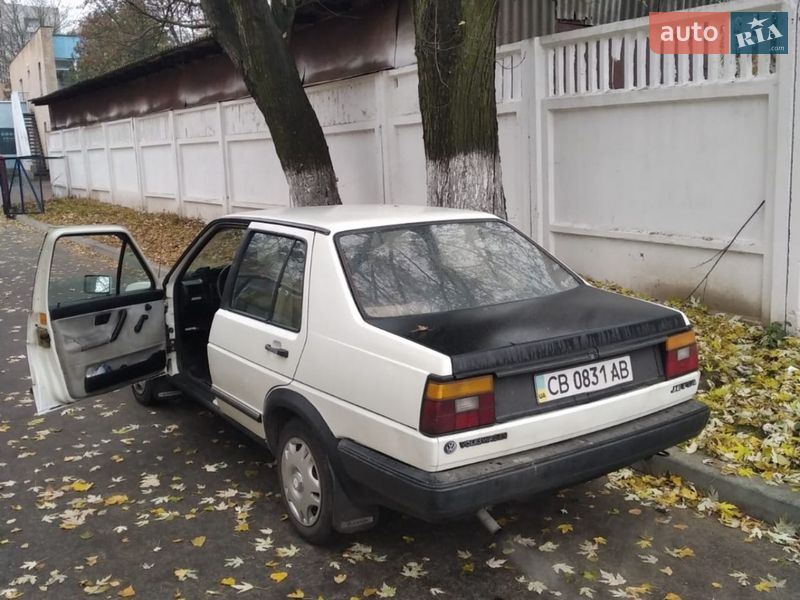 Седан Volkswagen Jetta 1987 в Чернигове