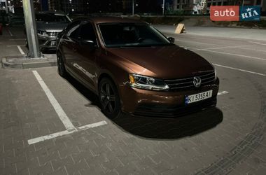 Седан Volkswagen Jetta 2016 в Киеве