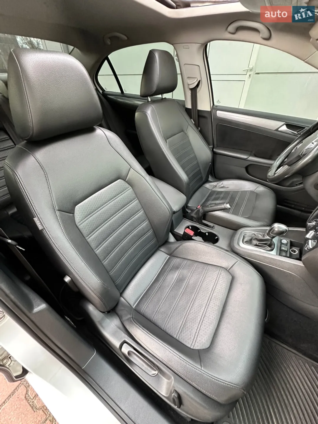 2012 Volkswagen Jetta - мініатюра 18