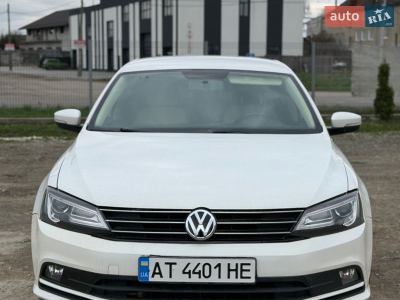 Седан Volkswagen Jetta 2013 в Ивано-Франковске фото Седан Volkswagen Jetta 2013 в Ивано-Франковске
