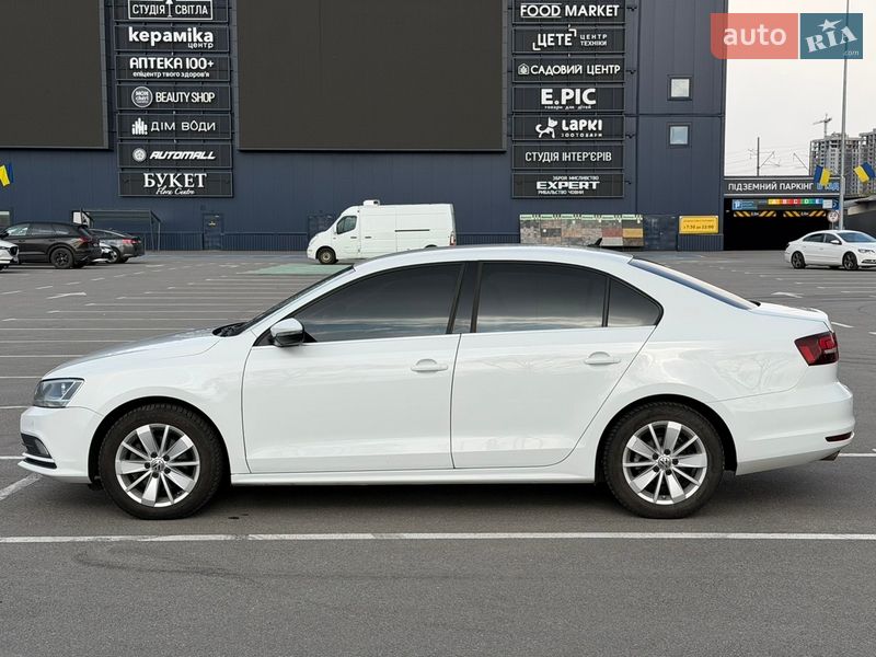 Седан Volkswagen Jetta 2016 в Киеве фото 6 Седан Volkswagen Jetta 2016 в Киеве