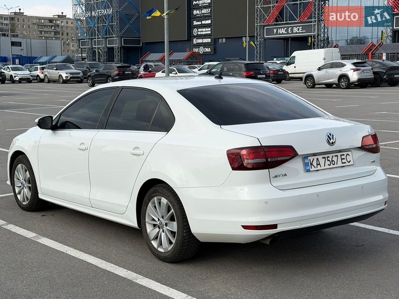 Седан Volkswagen Jetta 2016 в Киеве фото 5 Седан Volkswagen Jetta 2016 в Киеве