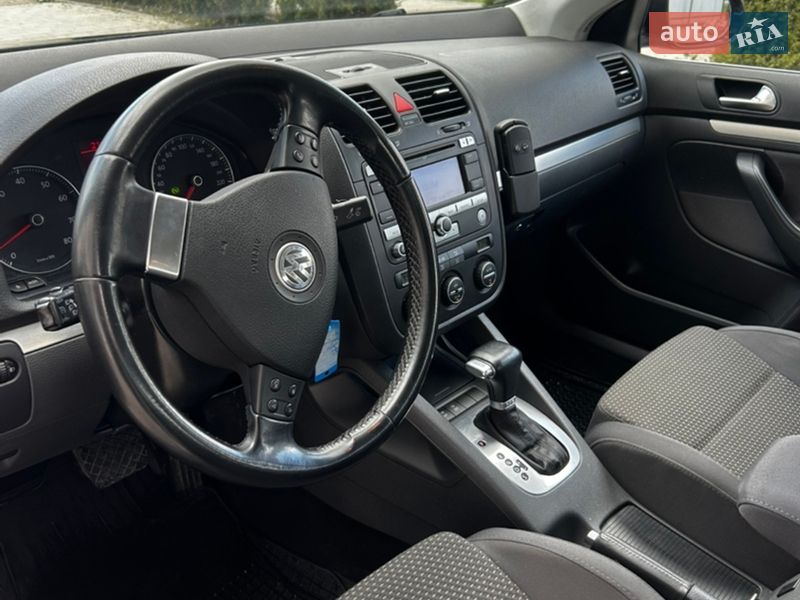 Седан Volkswagen Jetta 2008 в Кременце