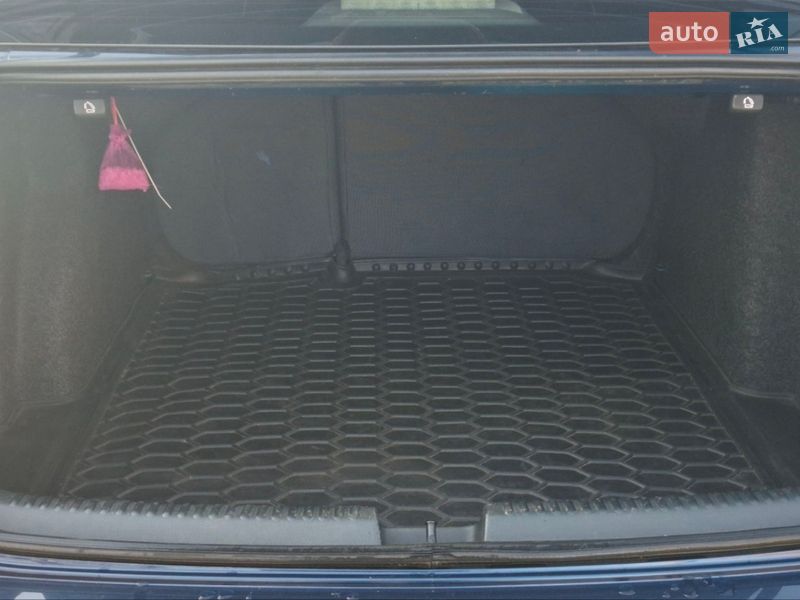 Седан Volkswagen Jetta 2011 в Полтаве фото 27 Седан Volkswagen Jetta 2011 в Полтаве