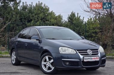 Седан Volkswagen Jetta 2006 в Хмельницком