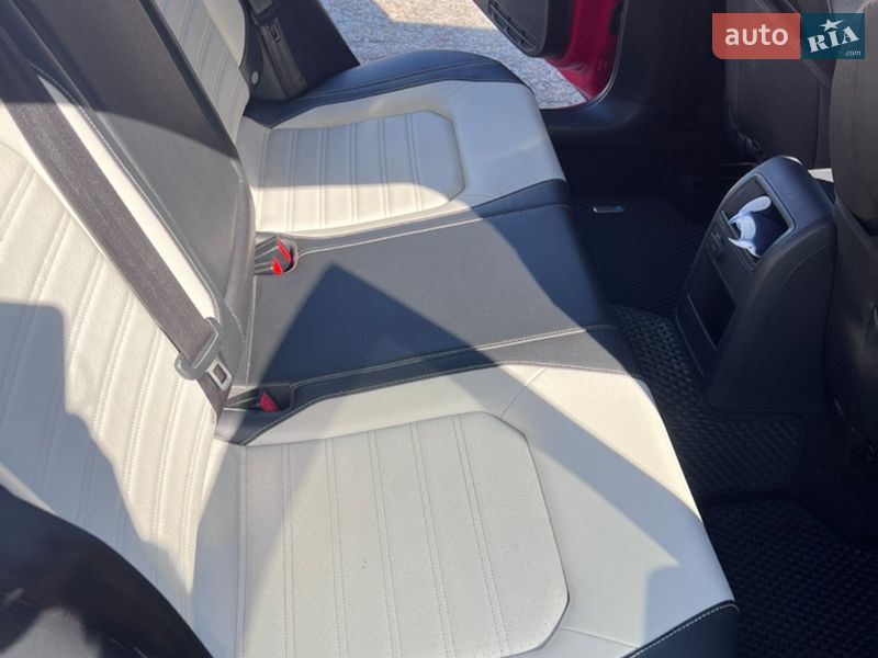 Седан Volkswagen Jetta 2015 в Богуславе фото 22 Седан Volkswagen Jetta 2015 в Богуславе