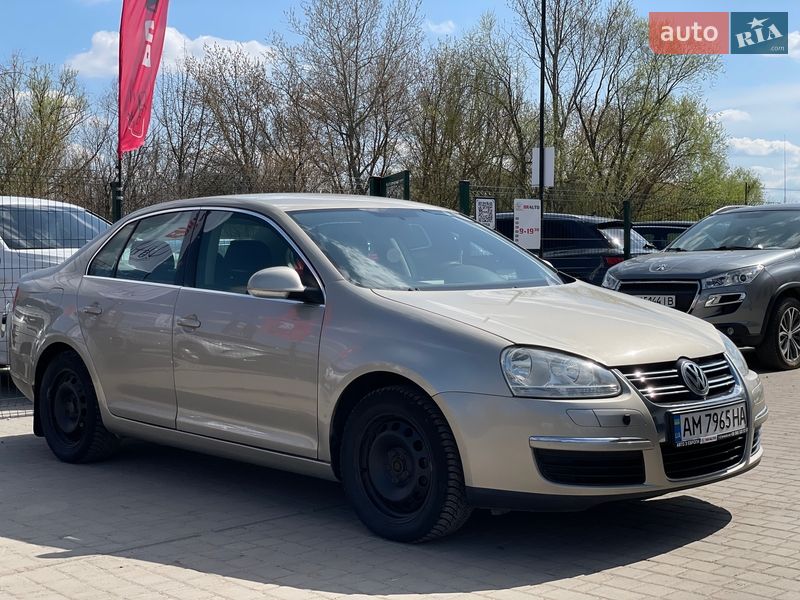 Седан Volkswagen Jetta 2005 в Бердичеве